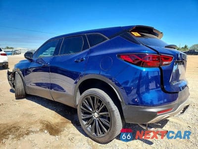 Drugie zdjęcie samochodu z przodu: 2023 CHEVROLET BLAZER 2LT VIN:3GNKBCR49PS104894 - miniatura