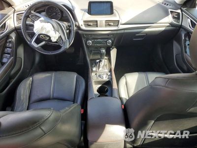 Zdjęcie 8 z 12 samochodu: 2018 MAZDA 3 TOURING VIN:3MZBN1V32JM204846 - miniatura