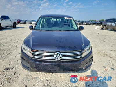 Piąte zdjęcie samochodu w środku: 2013 VOLKSWAGEN TIGUAN S VIN:WVGAV7AX8DW553973 - miniatura