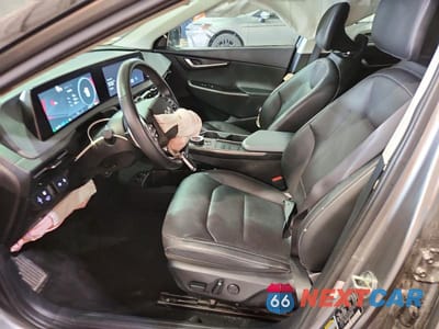 Zdjęcie 7 z 12 samochodu: 2023 KIA EV6 WIND VIN:KNDC34LA0P5612020 - miniatura
