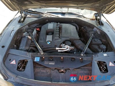 Zdjęcie 11 z 12 samochodu: 2011 BMW 740 I VIN:WBAKA4C52BC392241 - miniatura