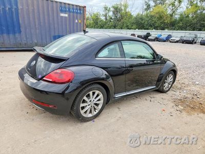 Trzecie zdjęcie samochodu z tyłu: 2018 VOLKSWAGEN BEETLE SE VIN:3VWJD7AT2JM714766 - miniatura