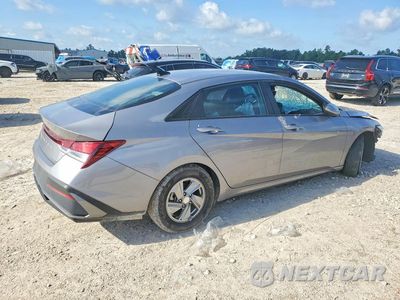 Trzecie zdjęcie samochodu z tyłu: 2025 HYUNDAI ELANTRA SE VIN:KMHLL4DG5SU041007 - miniatura