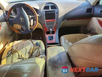 Zdjęcie 8 z 12 samochodu: 2011 LEXUS ES 350 VIN:JTHBK1EG8B2438026 - miniatura