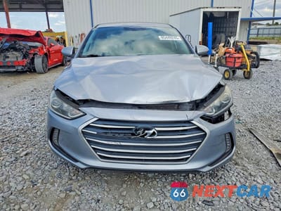 Piąte zdjęcie samochodu w środku: 2017 HYUNDAI ELANTRA SE VIN:5NPD84LF3HH065912 - miniatura