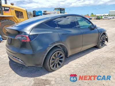 Trzecie zdjęcie samochodu z tyłu: 2022 TESLA MODEL Y VIN:7SAYGDEE2NF445815 - miniatura