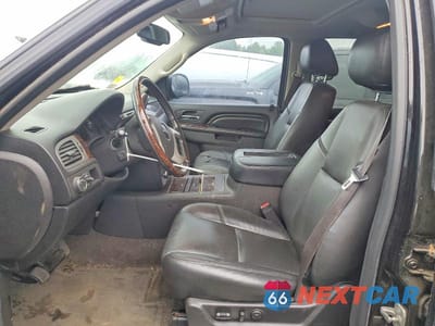 Zdjęcie 7 z 13 samochodu: 2012 GMC YUKON DENALI VIN:1GKS2EEF7CR297236 - miniatura
