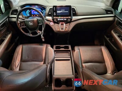 Zdjęcie 8 z 13 samochodu: 2018 HONDA ODYSSEY EXL VIN:5FNRL6H77JB032241 - miniatura