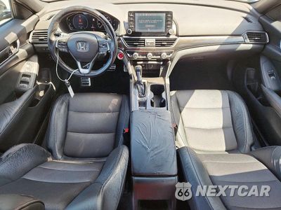 Zdjęcie 8 z 13 samochodu: 2018 HONDA ACCORD SPORT VIN:1HGCV1F33JA053701 - miniatura