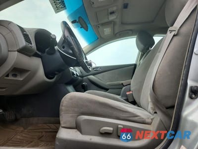 Zdjęcie 7 z 12 samochodu: 2007 NISSAN ALTIMA 2.5 VIN:1N4AL21E27N490753 - miniatura