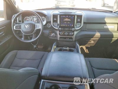 Zdjęcie 8 z 12 samochodu: 2020 RAM 1500 BIG HORN/LONE STAR VIN:1C6SRFFT1LN365899 - miniatura