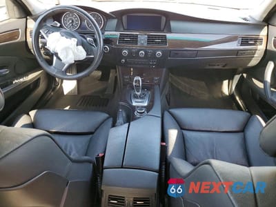 Zdjęcie 8 z 12 samochodu: 2009 BMW 550 I VIN:WBANW53559CT55473 - miniatura