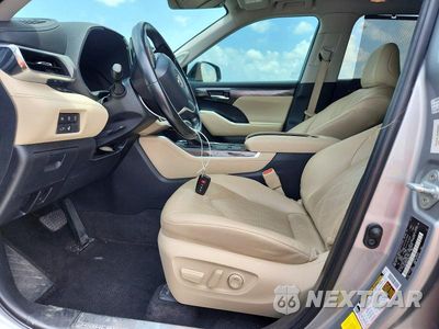 Zdjęcie 7 z 13 samochodu: 2023 TOYOTA HIGHLANDER PLATINUM VIN:5TDKDRAH4PS042779 - miniatura