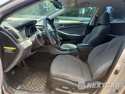 Zdjęcie 7 z 12 samochodu: 2014 HYUNDAI SONATA GLS VIN:5NPEB4AC0EH912301 - miniatura
