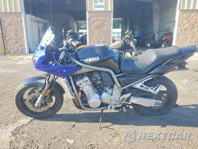 Trzecie zdjęcie samochodu z tyłu: 2001 YAMAHA FZI VIN:JYARN07E11A001000 - miniatura