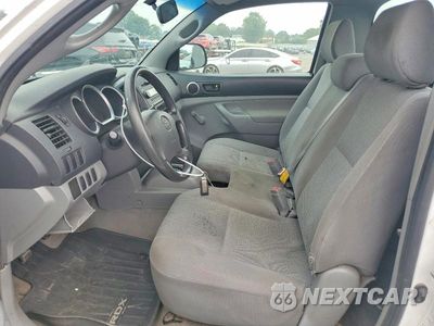 Zdjęcie 7 z 12 samochodu: 2005 TOYOTA TACOMA BASE VIN:5TENX22N05Z081675 - miniatura