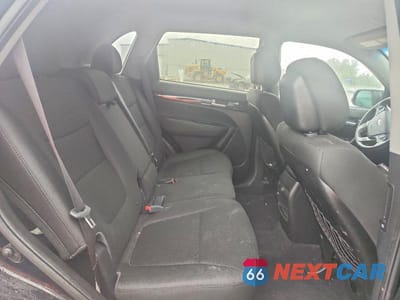 Zdjęcie 10 z 12 samochodu: 2015 KIA SORENTO LX VIN:5XYKT3A66FG657358 - miniatura