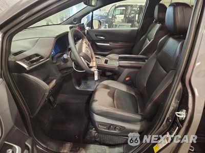 Zdjęcie 7 z 14 samochodu: 2025 TOYOTA SIENNA XSE VIN:5TDDSKFC6SS187012 - miniatura