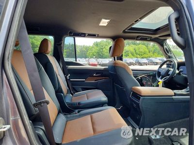 Zdjęcie 11 z 14 samochodu: 2024 LEXUS GX 550 PREMIUM+ VIN:JTJTBCDX5R5033671 - miniatura
