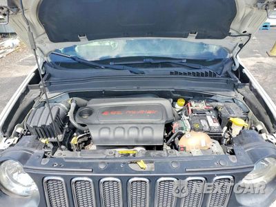 Zdjęcie 11 z 12 samochodu: 2018 JEEP RENEGADE SPORT VIN:ZACCJBAB1JPJ53825 - miniatura