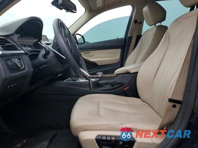 Zdjęcie 7 z 12 samochodu: 2015 BMW 328 I VIN:WBA3A5G56FNS90262 - miniatura