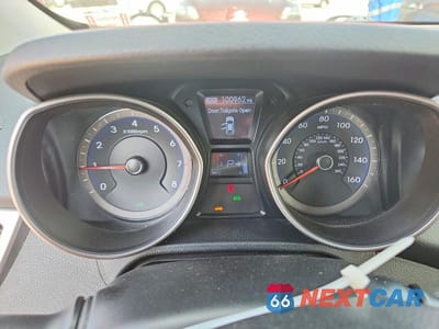 Zdjęcie 9 z 12 samochodu: 2013 HYUNDAI ELANTRA GT BASE VIN:KMHD35LEXDU147787 - miniatura