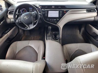 Zdjęcie 8 z 12 samochodu: 2018 TOYOTA CAMRY SE VIN:4T1B11HK2JU085785 - miniatura