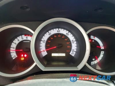 Zdjęcie 9 z 12 samochodu: 2015 TOYOTA TACOMA V6 VIN:5TFUU4EN4FX138903 - miniatura