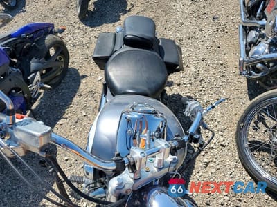 Piąte zdjęcie samochodu w środku: 2001 HONDA VT750 CD2 VIN:JH2RC44661M451892 - miniatura