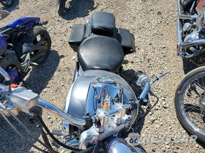 Piąte zdjęcie samochodu w środku: 2001 HONDA VT750 CD2 VIN:JH2RC44661M451892 - miniatura