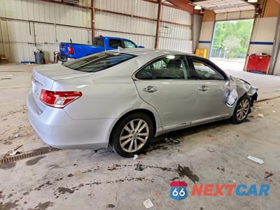 Trzecie zdjęcie samochodu z tyłu: 2011 LEXUS ES 350 VIN:JTHBK1EG8B2440794 - miniatura