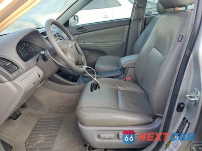 Zdjęcie 7 z 12 samochodu: 2004 TOYOTA CAMRY LE V6 VIN:4T1BF30K24U073830 - miniatura