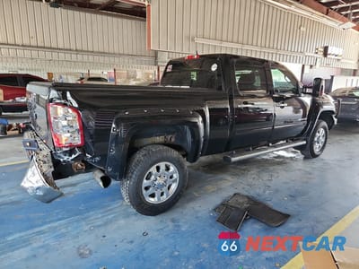 Trzecie zdjęcie samochodu z tyłu: 2013 CHEVROLET SILVERADO K2500 HEAVY DUTY LTZ VIN:1GC1KYE88DF120370 - miniatura