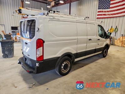 Trzecie zdjęcie samochodu z tyłu: 2019 FORD TRANSIT T-150 VIN:1FTYE1ZM4KKA83567 - miniatura