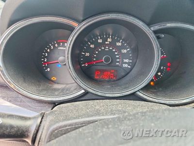 Zdjęcie 9 z 13 samochodu: 2011 KIA SORENTO LX VIN:5XYKTDA1XBG154453 - miniatura