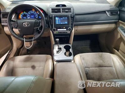 Zdjęcie 8 z 12 samochodu: 2012 TOYOTA CAMRY HYBRID XLE VIN:4T1BD1FK3CU059970 - miniatura