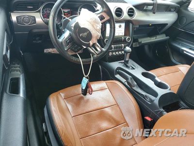 Zdjęcie 8 z 12 samochodu: 2018 FORD MUSTANG VIN:1FATP8UH6J5109600 - miniatura