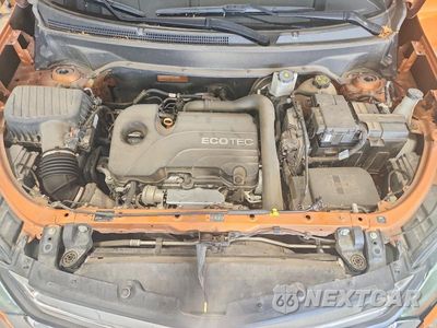 Zdjęcie 11 z 12 samochodu: 2018 CHEVROLET EQUINOX PREMIER VIN:2GNAXVEV4J6117064 - miniatura