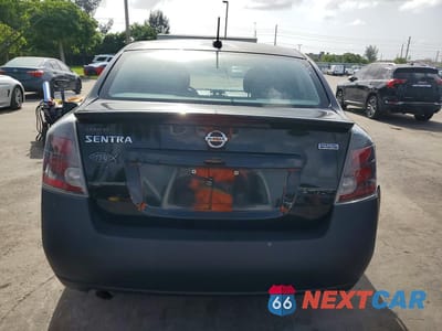 Zdjęcie 6 z 12 samochodu: 2012 NISSAN SENTRA 2.0 VIN:3N1AB6AP8CL645163 - miniatura