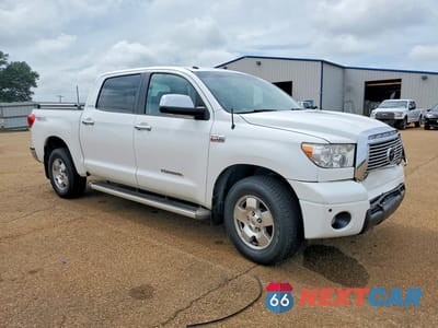 Czwarte zdjęcie samochodu z boku: 2012 TOYOTA TUNDRA CREWMAX LIMITED VIN:5TFFY5F16CX123023 - miniatura