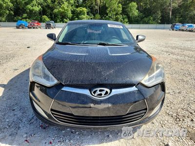 Piąte zdjęcie samochodu w środku: 2013 HYUNDAI VELOSTER BASE VIN:KMHTC6AD5DU097697 - miniatura