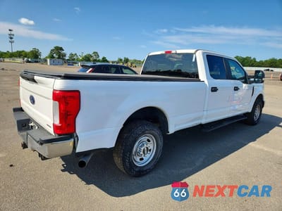 Trzecie zdjęcie samochodu z tyłu: 2017 FORD F250 SUPER DUTY VIN:1FT7W2A66HEE48608 - miniatura