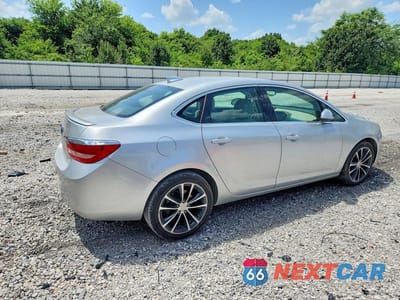 Trzecie zdjęcie samochodu z tyłu: 2016 BUICK VERANO SPORT TOURING VIN:1G4PW5SK8G4173093 - miniatura