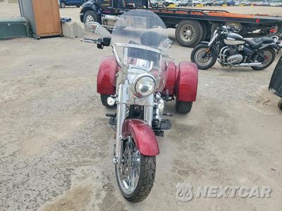 Drugie zdjęcie samochodu z przodu: 2017 HARLEY-DAVIDSON FLRT FREE WHEELER VIN:1HD1MCC10HB855147 - miniatura