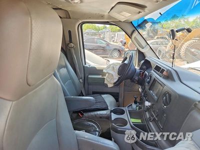 Zdjęcie 10 z 12 samochodu: 2013 FORD ECONOLINE E250 VAN VIN:1FTNE2EW7DDA71226 - miniatura