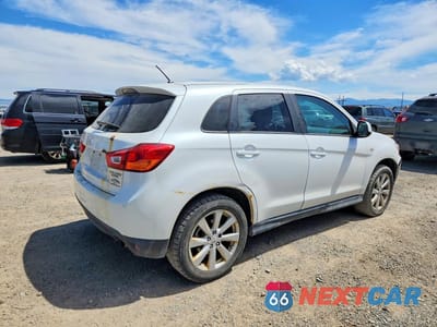 Trzecie zdjęcie samochodu z tyłu: 2015 MITSUBISHI OUTLANDER SPORT ES VIN:4A4AR3AWXFE046955 - miniatura