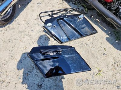 Zdjęcie 9 z 10 samochodu: 2010 HARLEY-DAVIDSON FLSTFB VIN:1HD1JN512AB023638 - miniatura