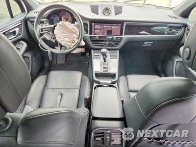 Zdjęcie 8 z 13 samochodu: 2022 PORSCHE MACAN VIN:WP1AA2A59NLB03509 - miniatura