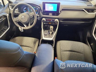 Zdjęcie 8 z 14 samochodu: 2025 TOYOTA RAV4 HYBRID XLE VIN:4T3RWRFV4SU183317 - miniatura