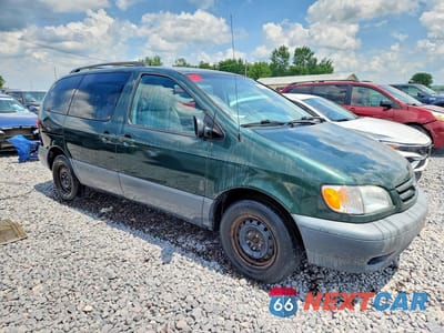 Czwarte zdjęcie samochodu z boku: 2002 TOYOTA SIENNA LE VIN:4T3ZF13C02U472621 - miniatura